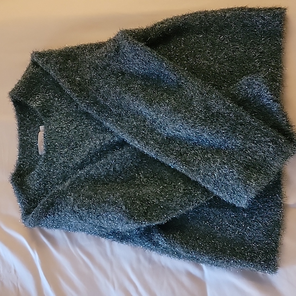 Vince Sweater - Picture 2 of 4